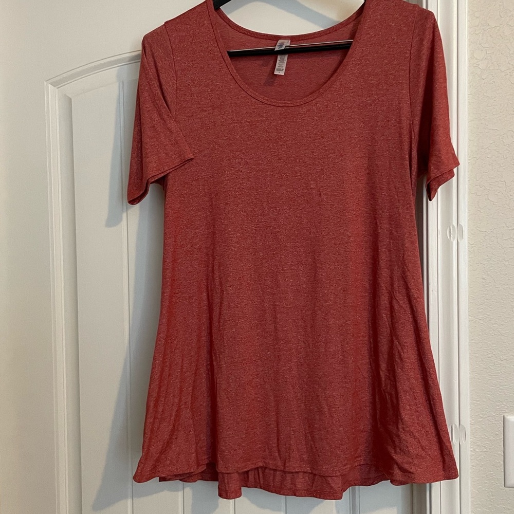 LuLaRoe Red Heathered Perfect T